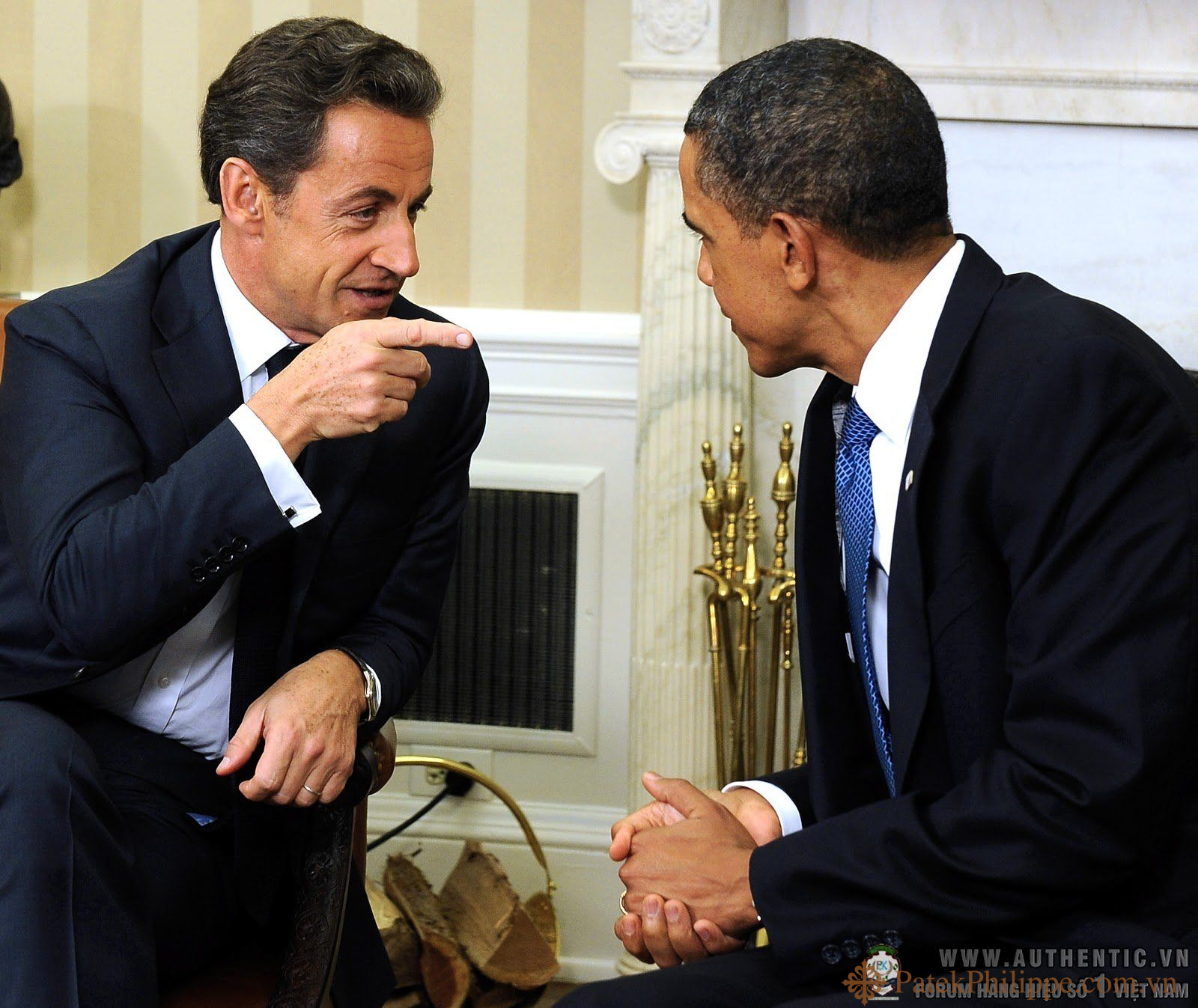 Obama-and-Nicolas-Sarkozy-in-Oval-Office-Patek-Philippe-3940.jpg